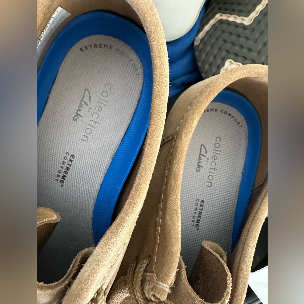 Clarks shoe